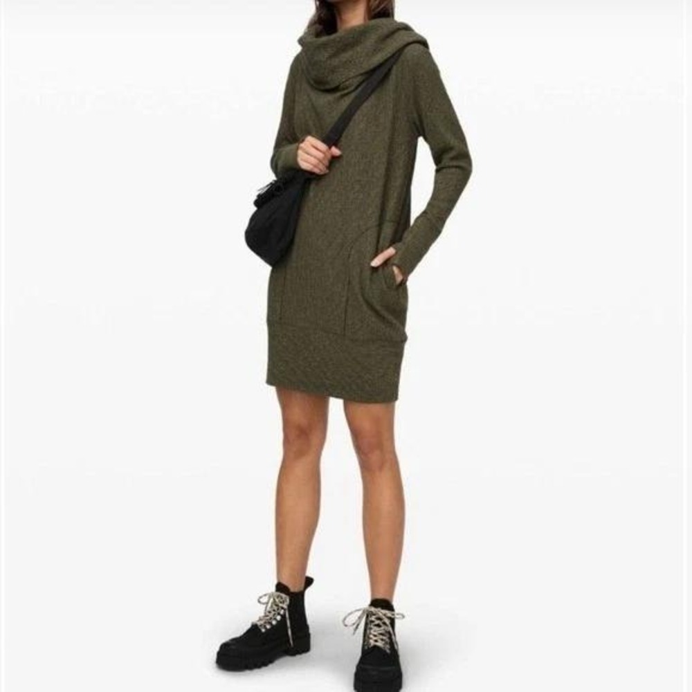 Lululemon Along the Way‎ Dress Sz XS Cozy Cowl Neck Long Sleeve Knit Green